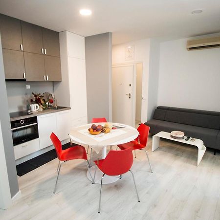 Apartman Gusar -Top Position, Close To The Center And The Beach, Fully Equipped Omiš Exteriör bild