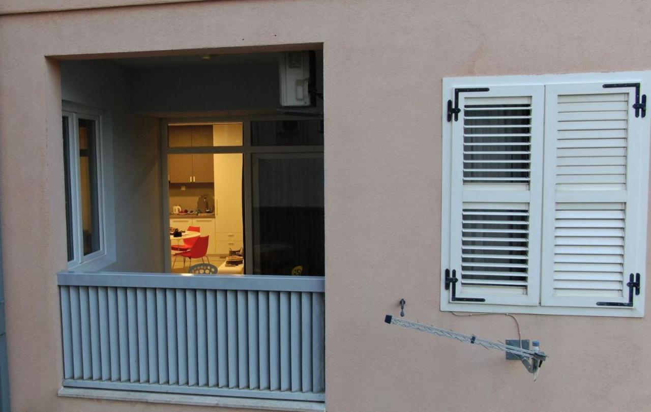 Apartman Gusar -Top Position, Close To The Center And The Beach, Fully Equipped Omiš Exteriör bild